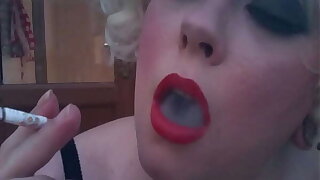 Blonde BBW Tina Snua Smokes A 120 Cigarette In Retro Underwear